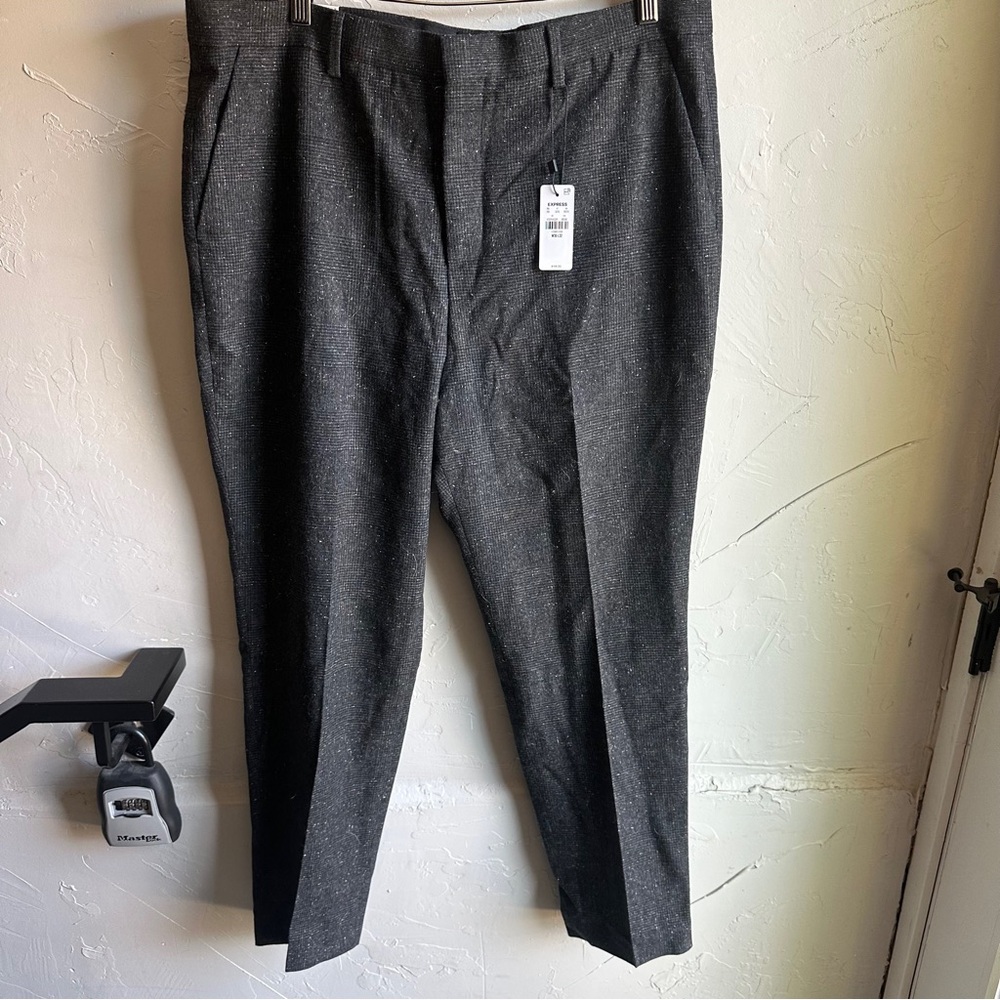 NWT Express Extra‎ Slim Wool Blend Trousers Black and Grey Plaid Sz 36x29”
